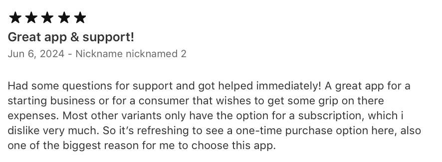 App Store customer review 5 of the Receiptly receipt scanner app